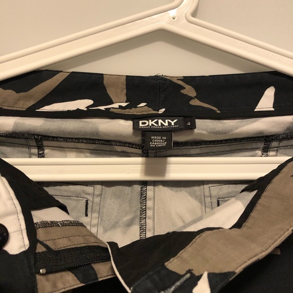 DNKY ARMY FLORAL PANTS - Picture 4 of 4